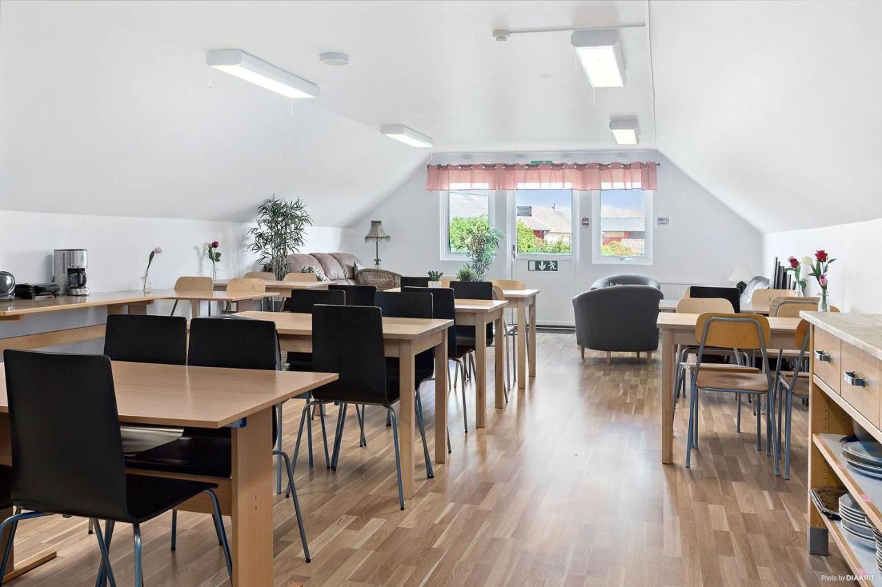 Bruksparkens Hostel Vellinge Buitenkant foto