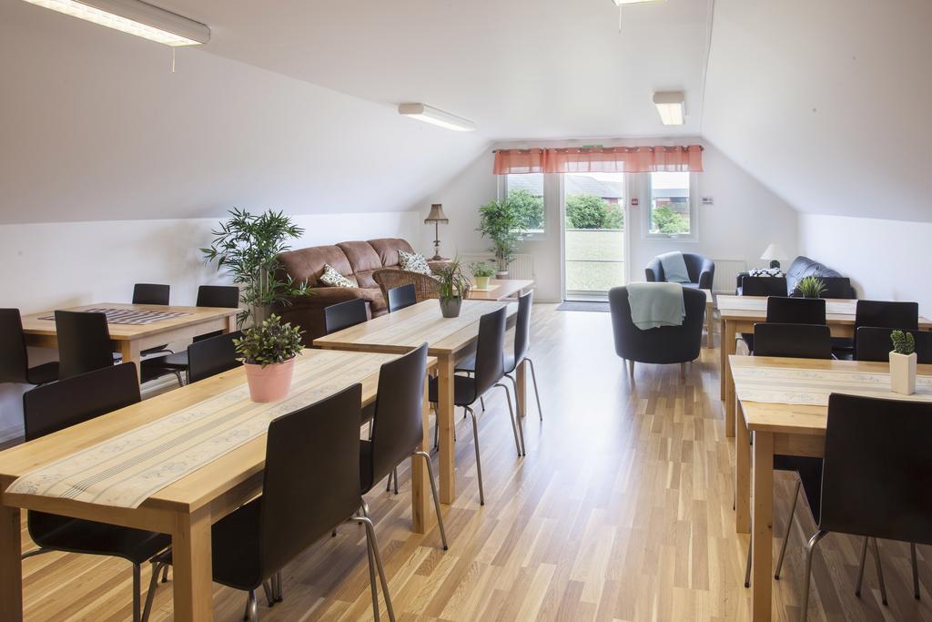 Bruksparkens Hostel Vellinge Buitenkant foto
